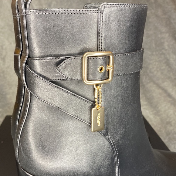 $295 RETAIL NIB Coach Olivia Leather Boot size 7.5 - Picture 3 of 7
